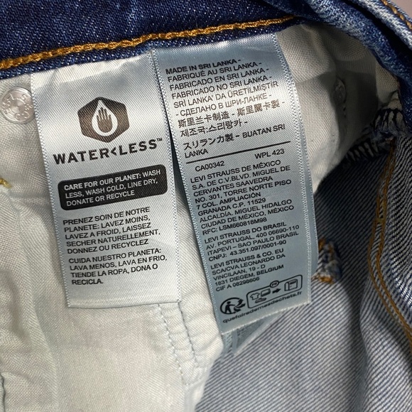 LEVI’S HIGH RIBCAGE STRAIGHT BUTTON FLY HIGH WAISTED JEANS ICONIC 5POCKET STYLE - Picture 7 of 15